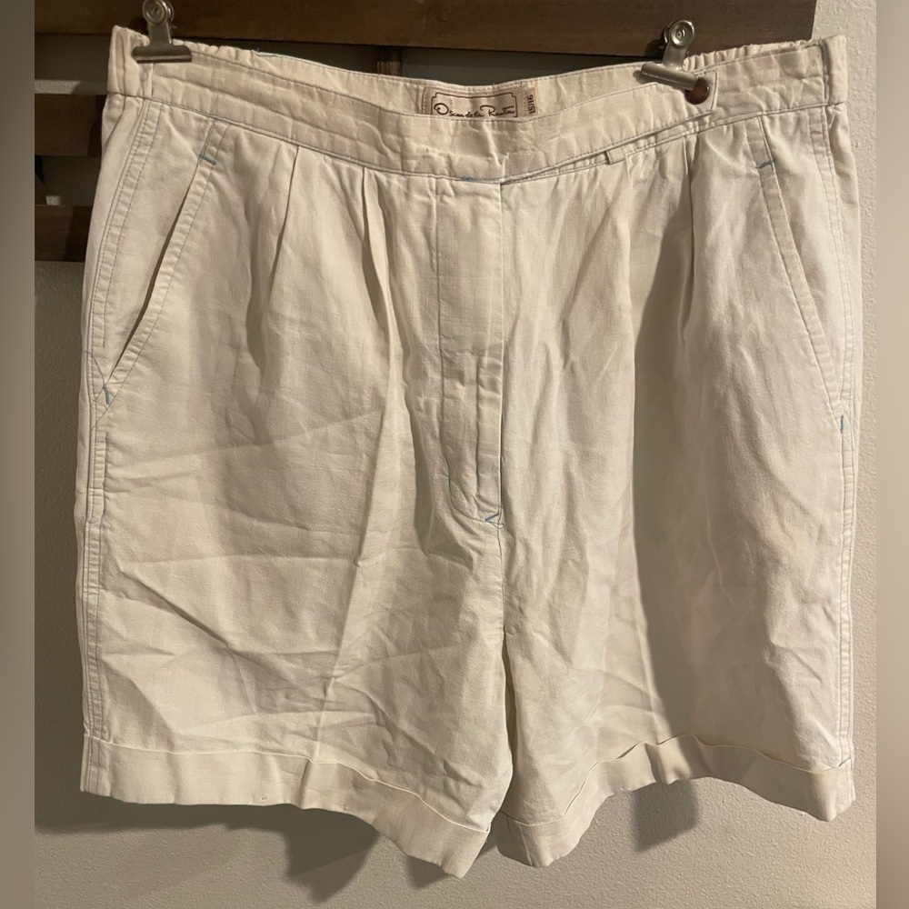 Oscar de la Renta white shorts‎ size 15/16
